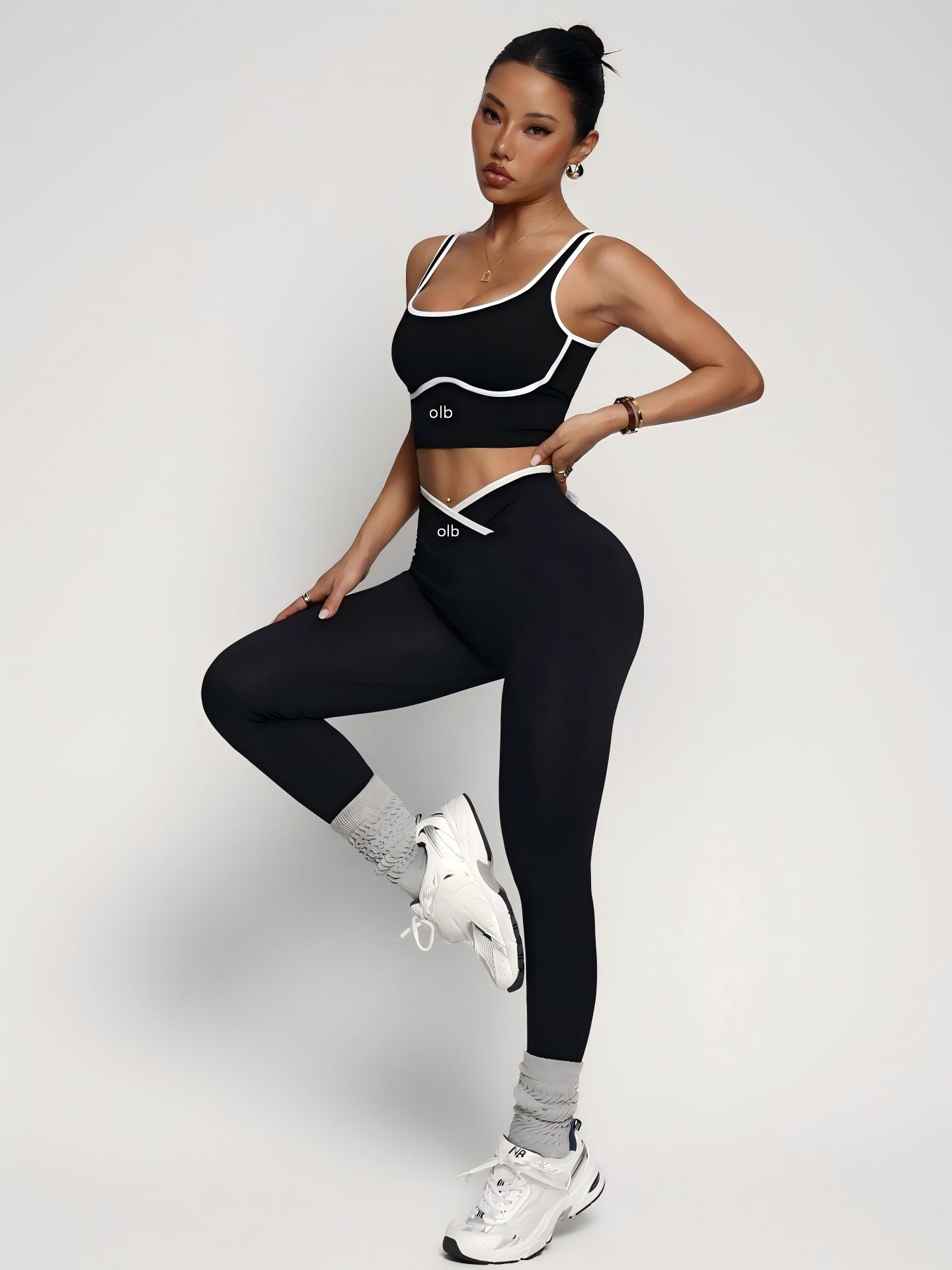 Yoga Fitness Kit - Completo sportivo da donna a 2