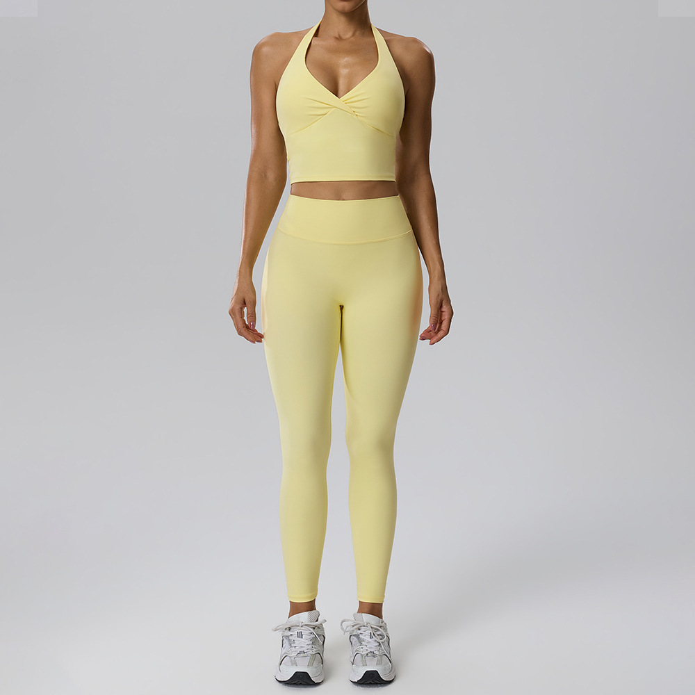Set Yoga Naked: Top a Collo a  - Yoga Fitness Kit recensione e prezzo